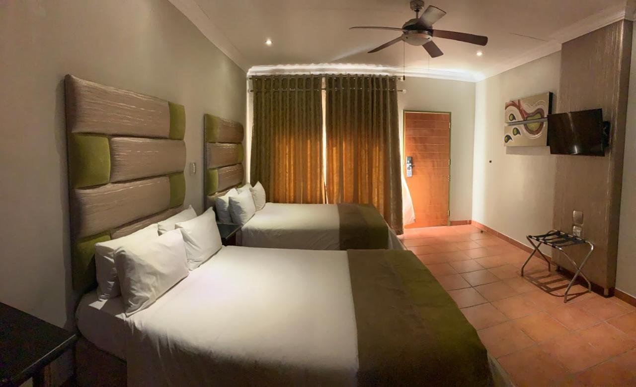 Polokwane Lodge Экстерьер фото